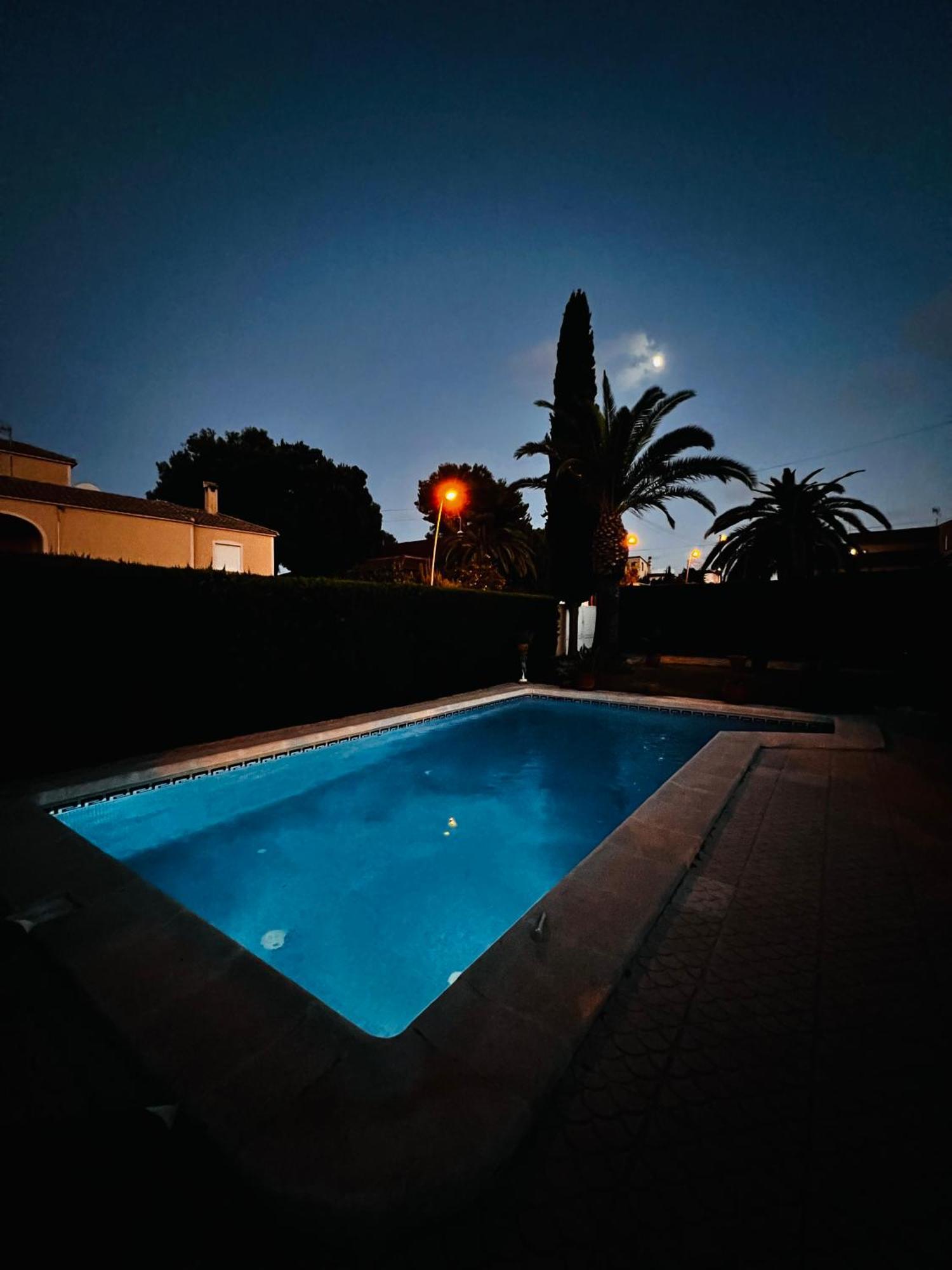 Charming One-Floor Villa With Private Pool In Los Balcones 托雷维耶哈 外观 照片