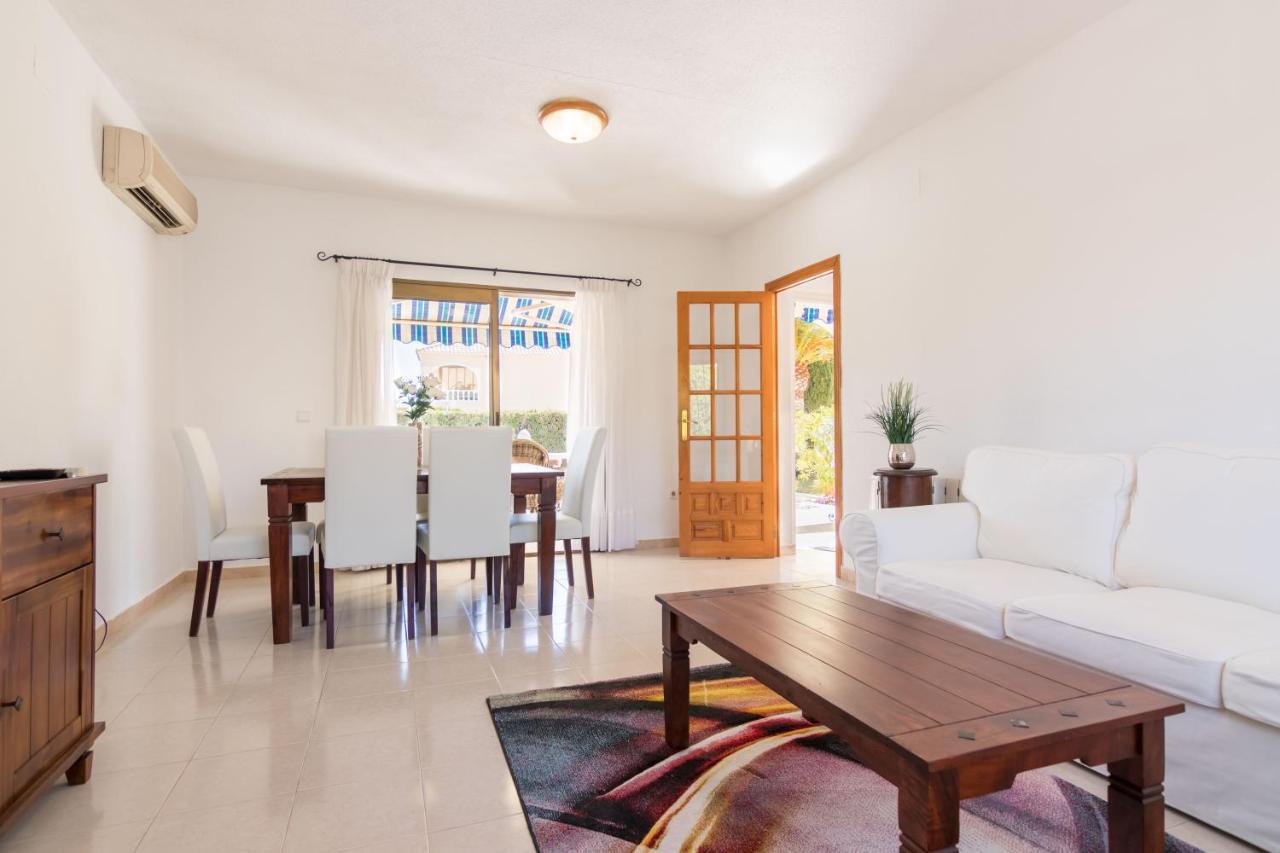 Charming One-Floor Villa With Private Pool In Los Balcones 托雷维耶哈 外观 照片