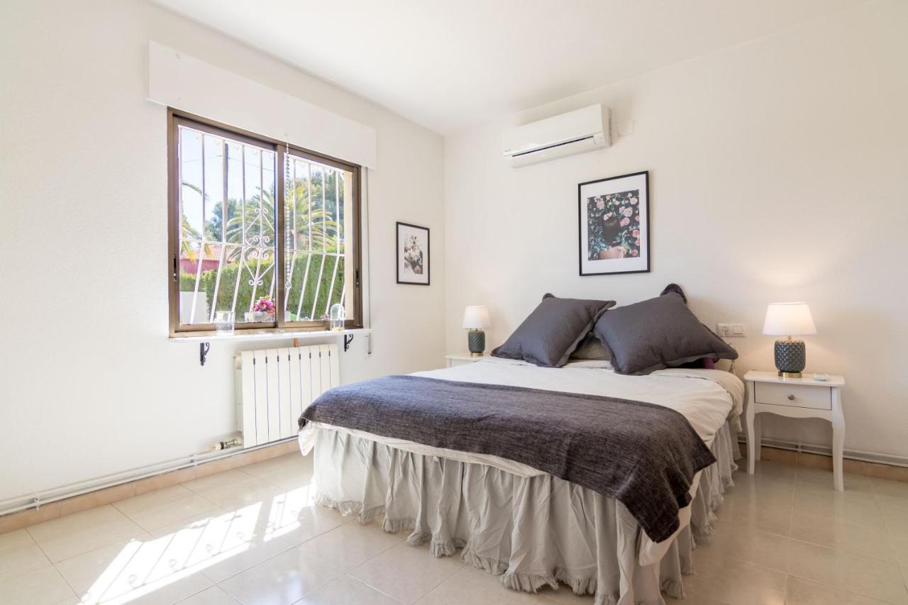Charming One-Floor Villa With Private Pool In Los Balcones 托雷维耶哈 外观 照片